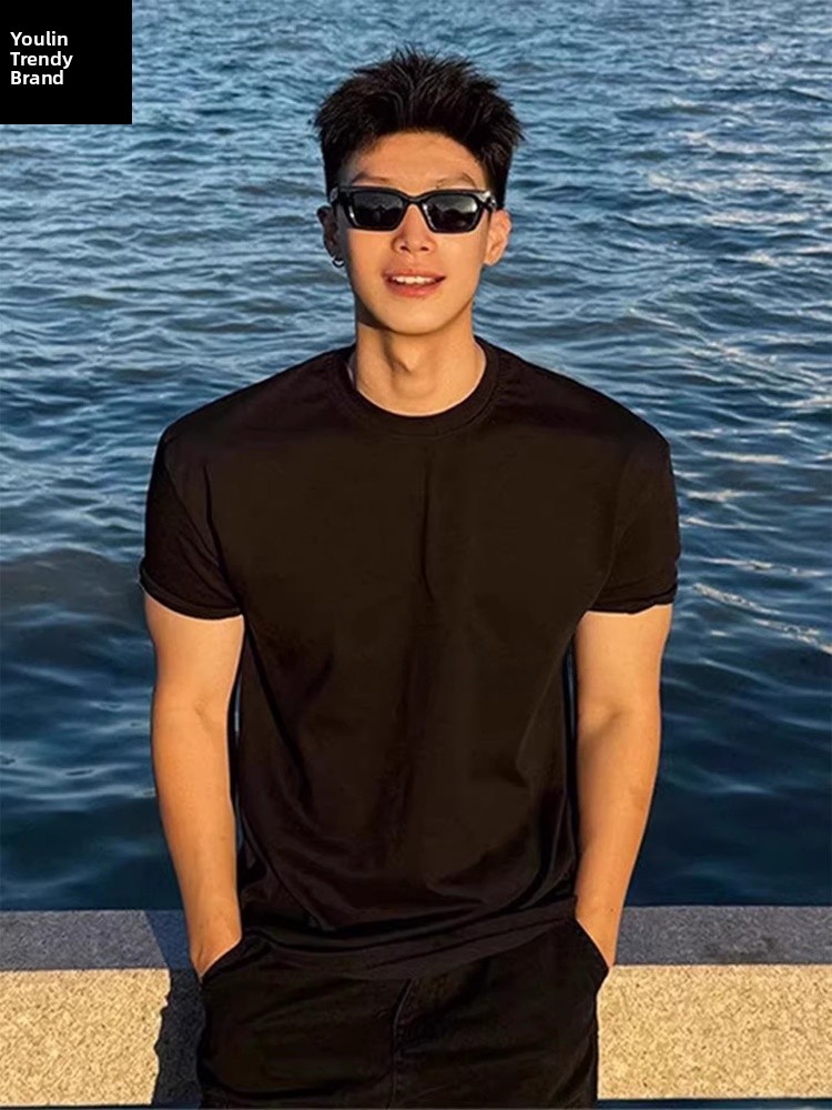 Streetwear Brand Photography - Cleanfit Kaos Pria Slim Fit Hitam