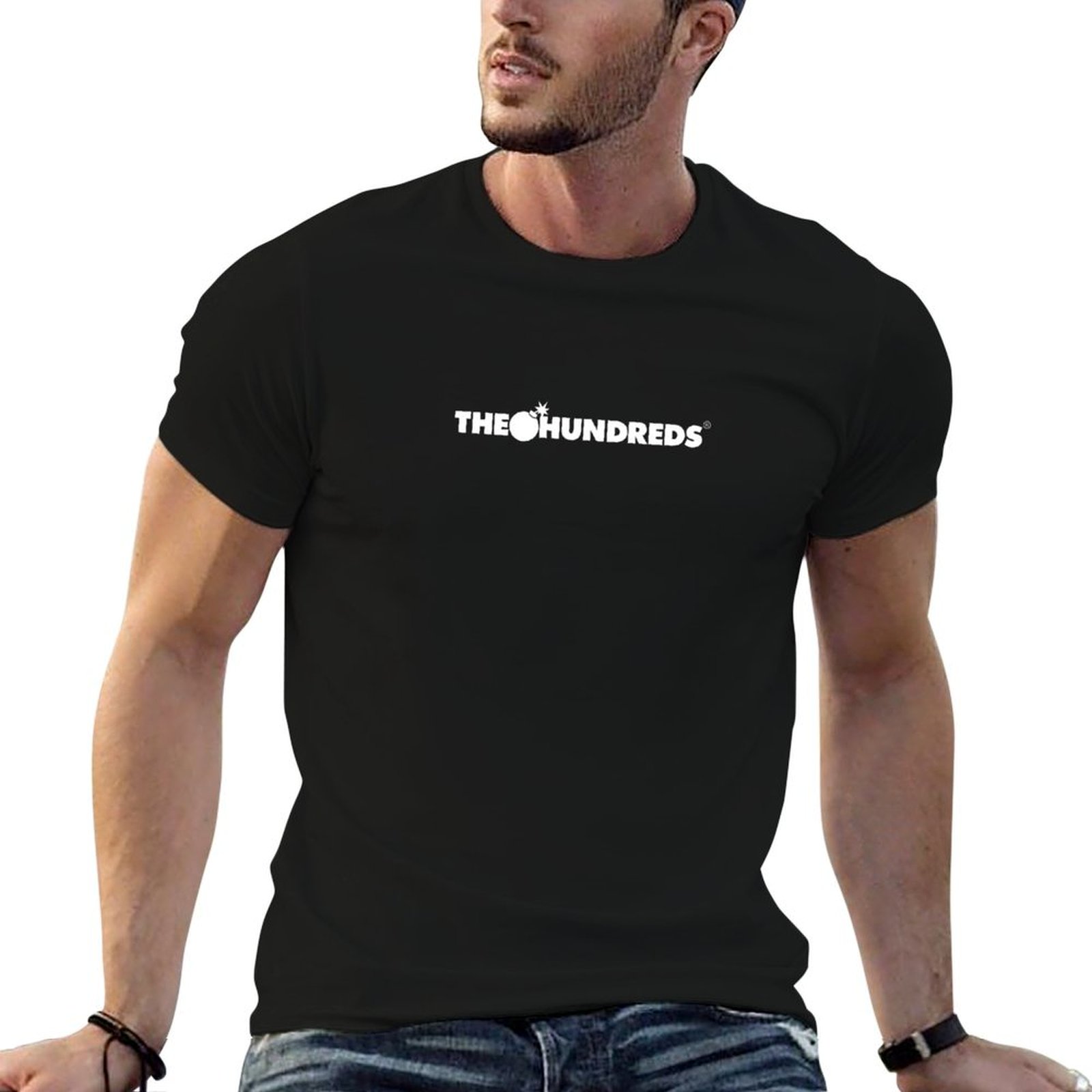 Streetwear Brand Essentials - Kaos streetwear berbasis komunitas, kaos custom