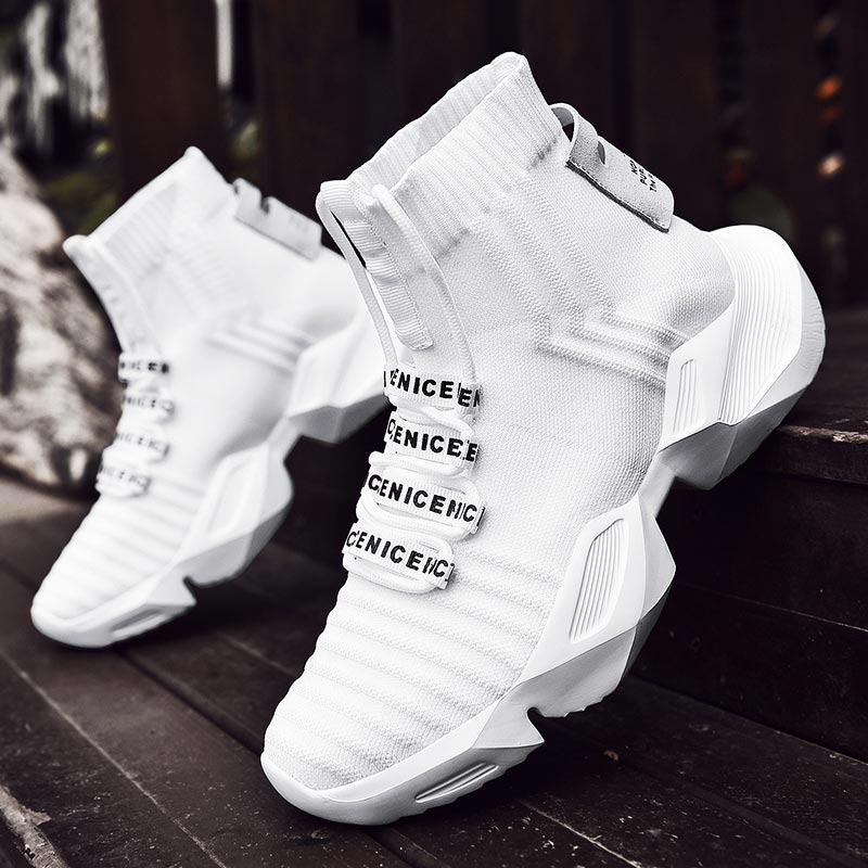 Online Streetwear Brand - Kaus Kaki Olahraga Besar Atasan Tinggi