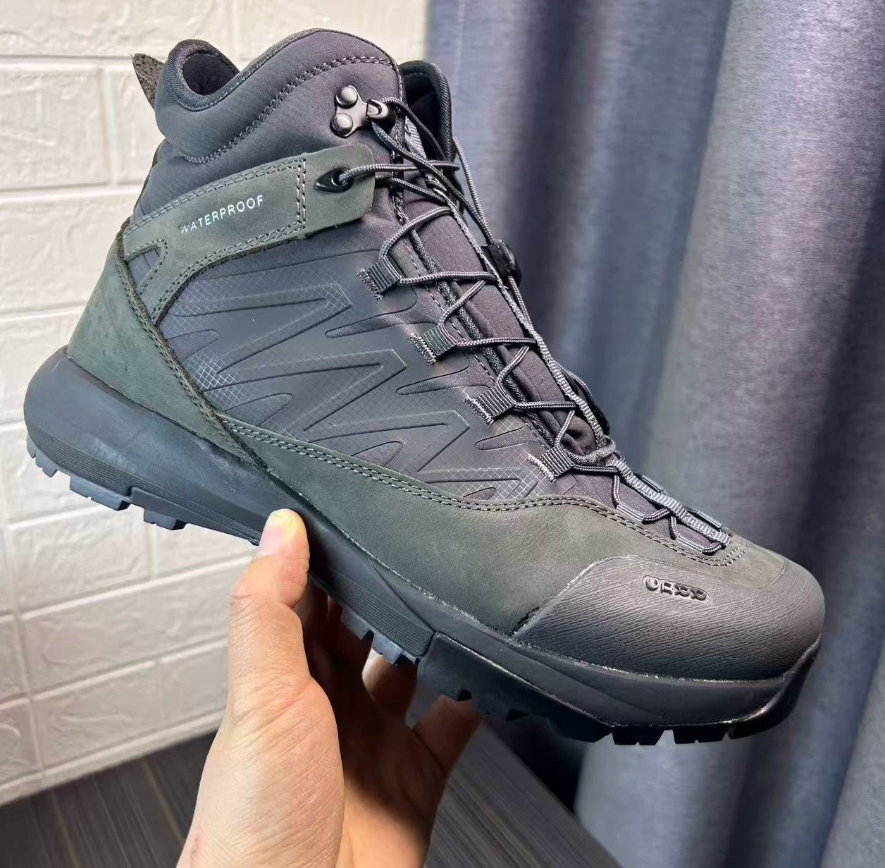 Sepatu Hiking Kulit High Top P - Streetwear Brands 2026 ulasan dan harga