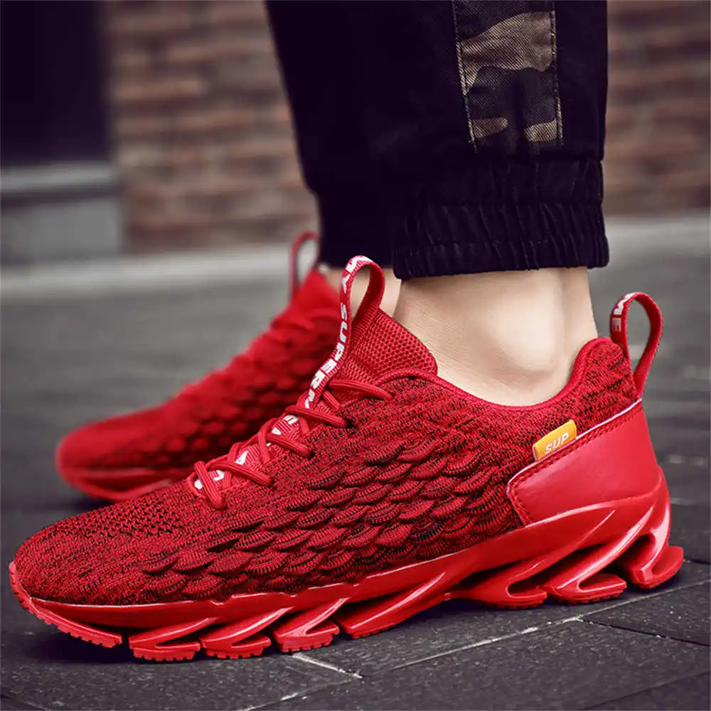 Sepatu berjalan ukuran 44 ukur - Streetwear Brand Kit ulasan dan harga