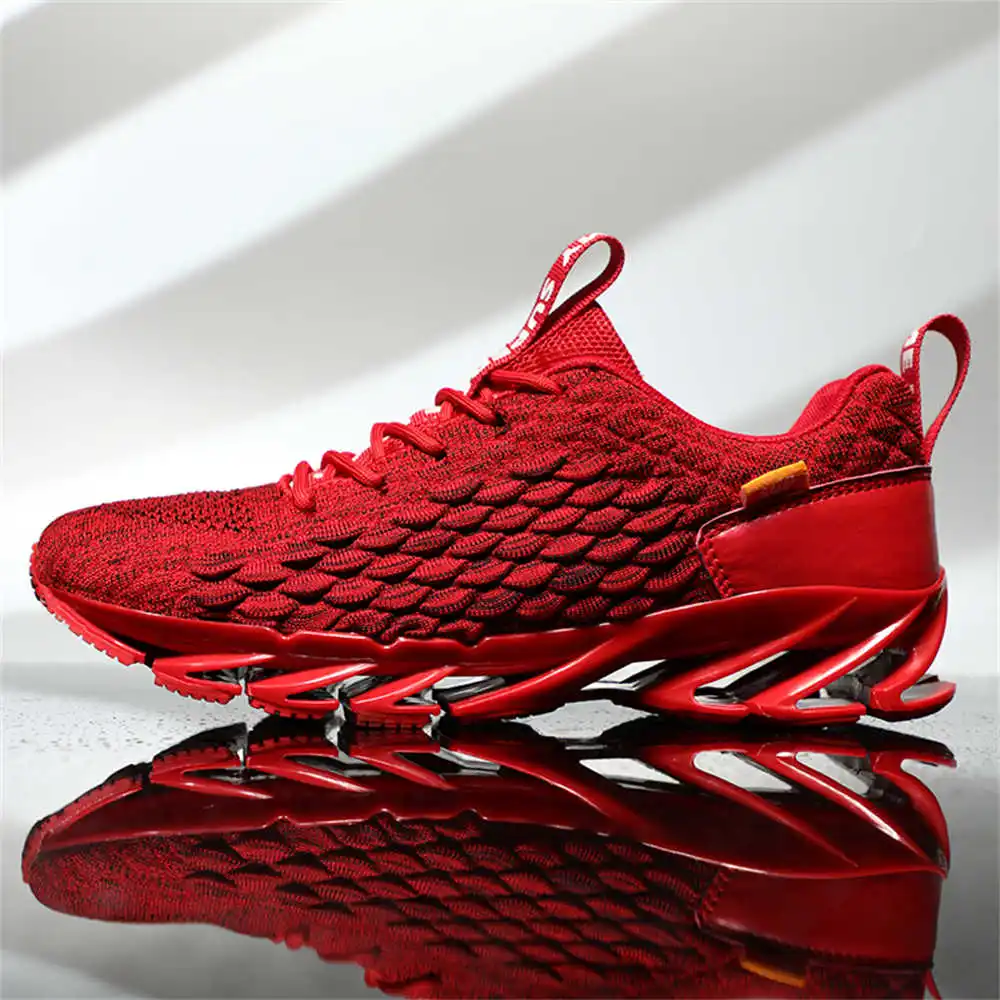 Sepatu berjalan ukuran 44 ukur - Streetwear Brand Kit ulasan dan harga